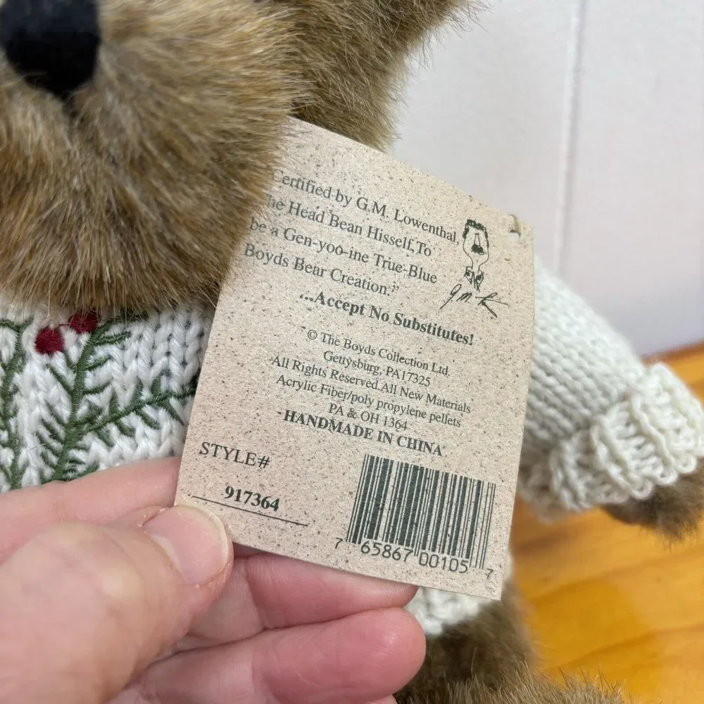 Boyds Bears celebrate holidays